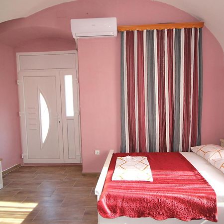 Studio Apartman Maro Senj  Eksteriør billede